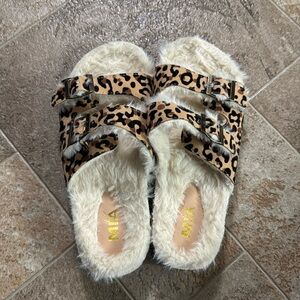 Girls Leopard sandals